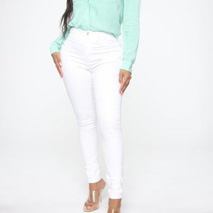 Fashion Nova Eva Super Soft Curvy Skinny Jean - White (Size 7)